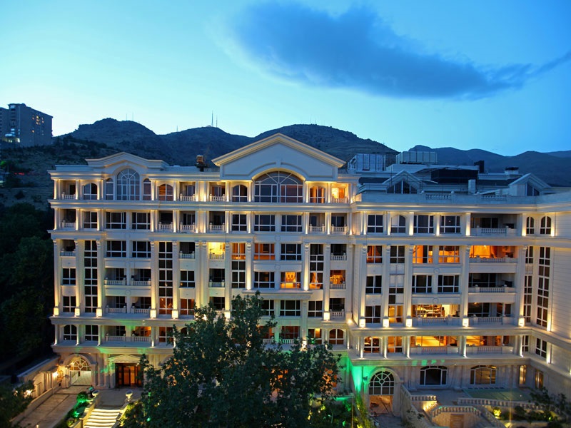 معرفی مجتمع مسکونی بام نیاوران