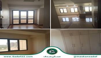 115 متر / دو خواب / استخر / چند قدمی دریاچه