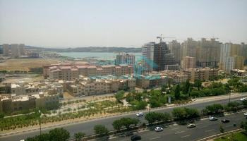 شهر طلا در کنار دریاچه چیتگر