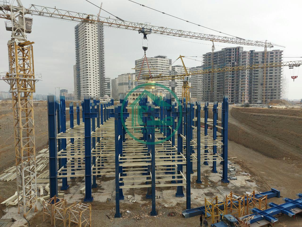 اسکلت برج سوم نیرو زمینی شهرک چیتگر