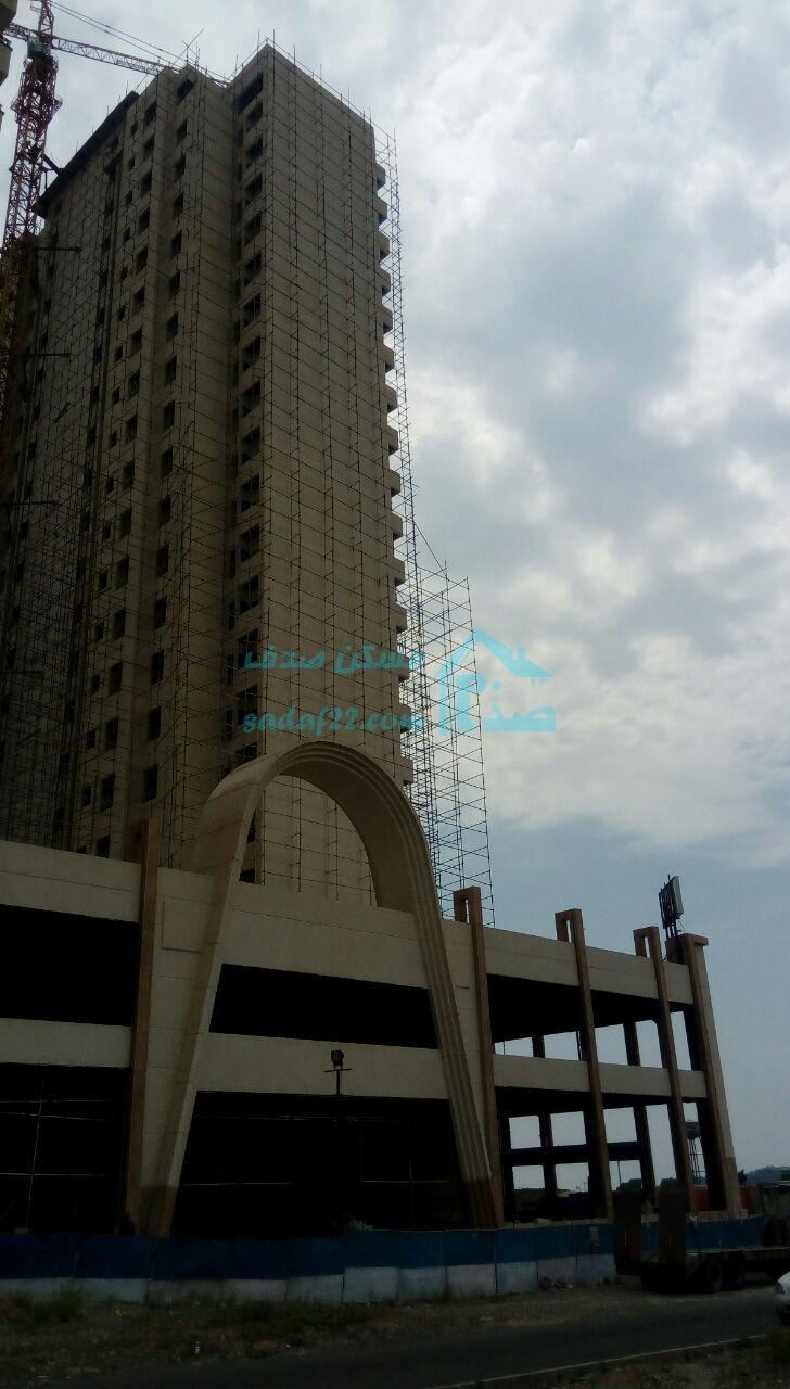 برج امام حسن مجتبی دریاچه